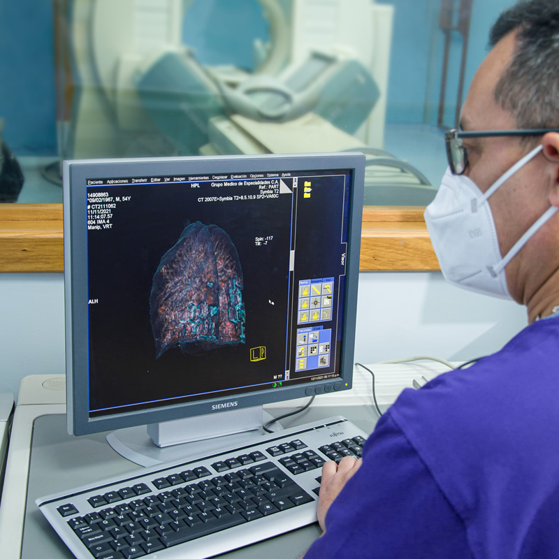 Medicina Nuclear e Imágenes Moleculares